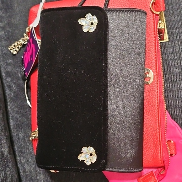 3 Bag Bundle - Picture 9 of 11